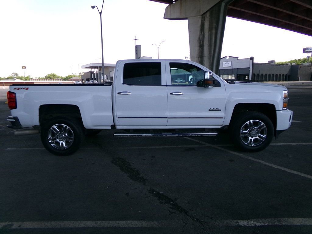 Used 2016 Chevrolet Silverado 2500 High Country w/ Duramax Plus Package AWD/4WD image 5