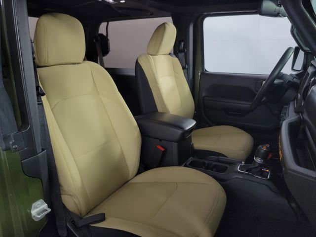 Used 2023 Jeep Wrangler Sport image 15
