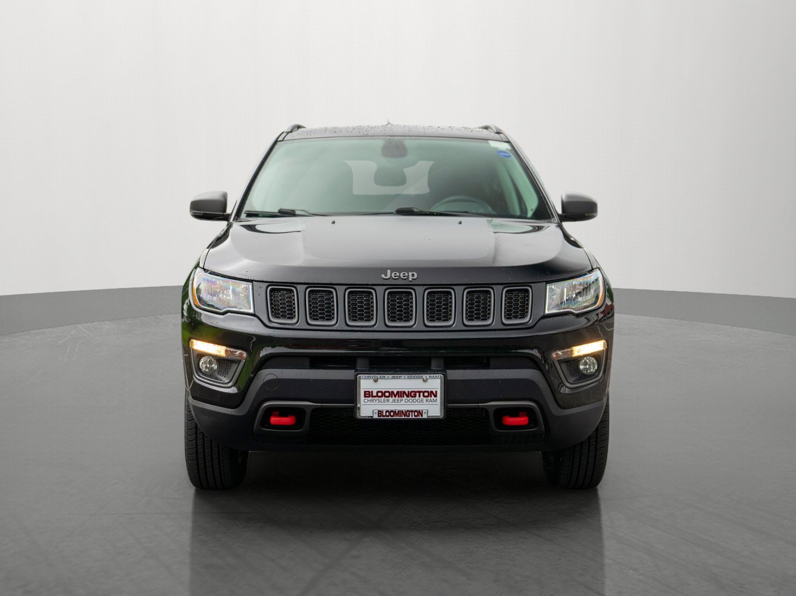 Used 2019 Jeep Compass Trailhawk w/ Cold Weather Group AWD/4WD image 2