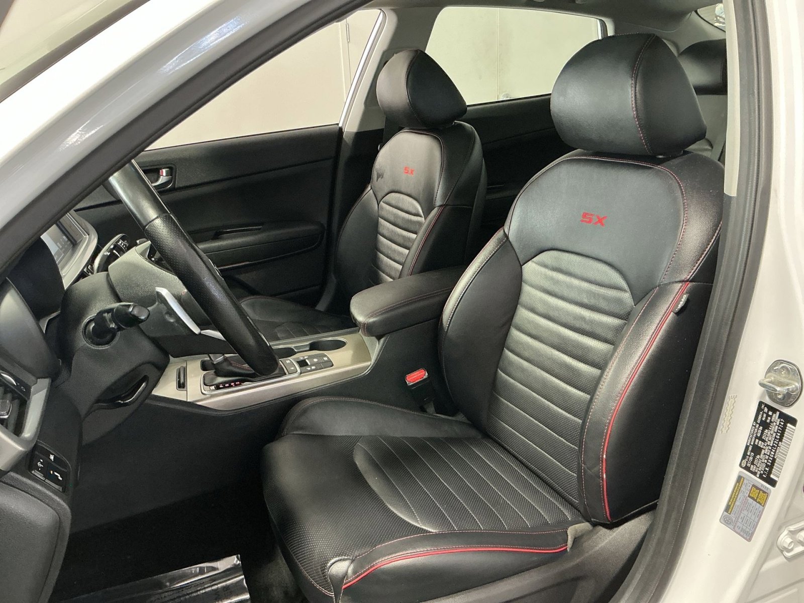 Used 2020 Kia Optima SX image 21