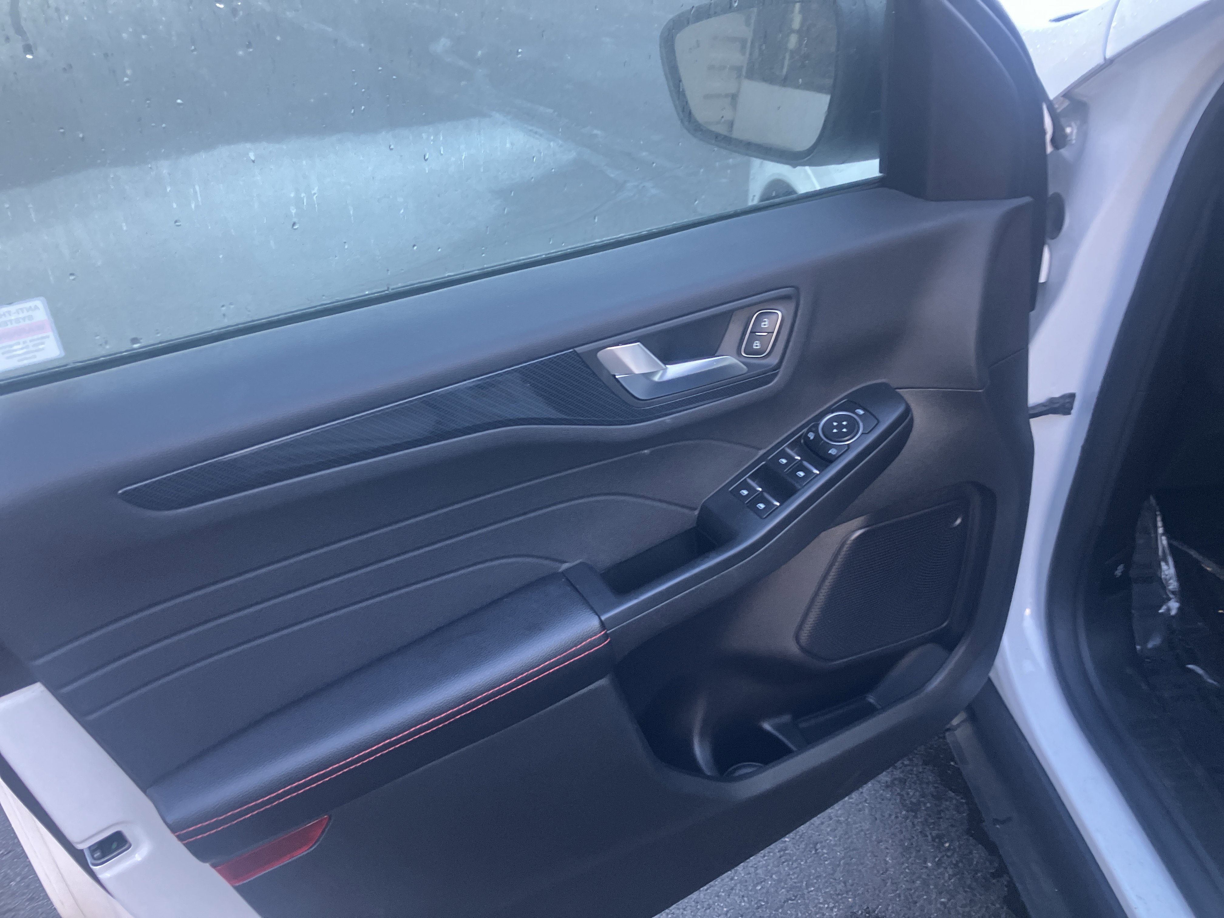 Used 2023 Ford Escape ST-Line image 31