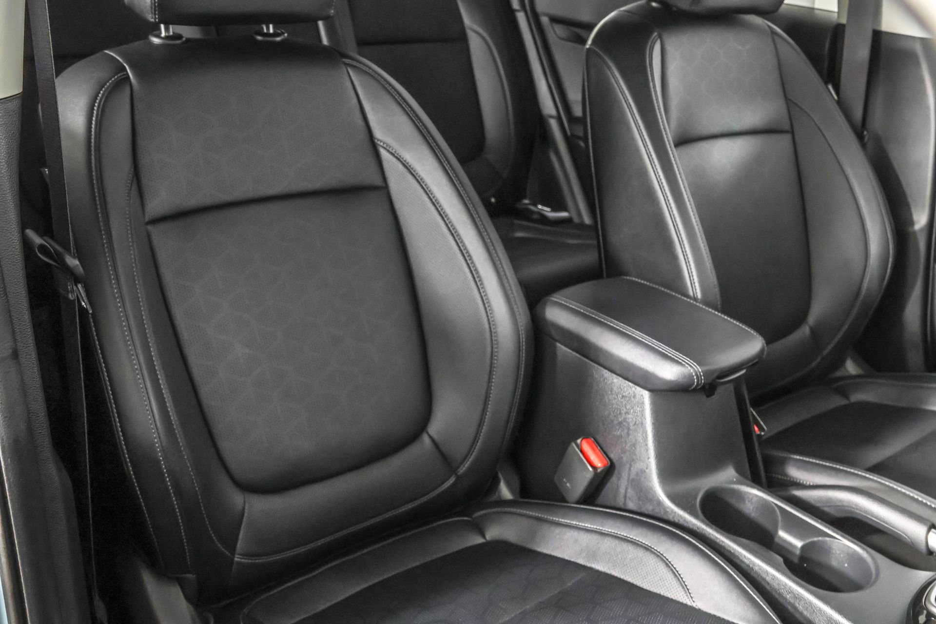 Used 2025 Kia Seltos EX image 46