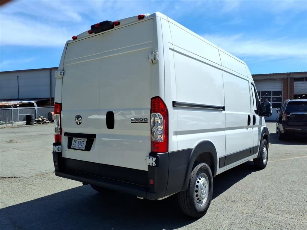 Used 2025 RAM ProMaster 2500 w/ Convenience Group FWD image 35