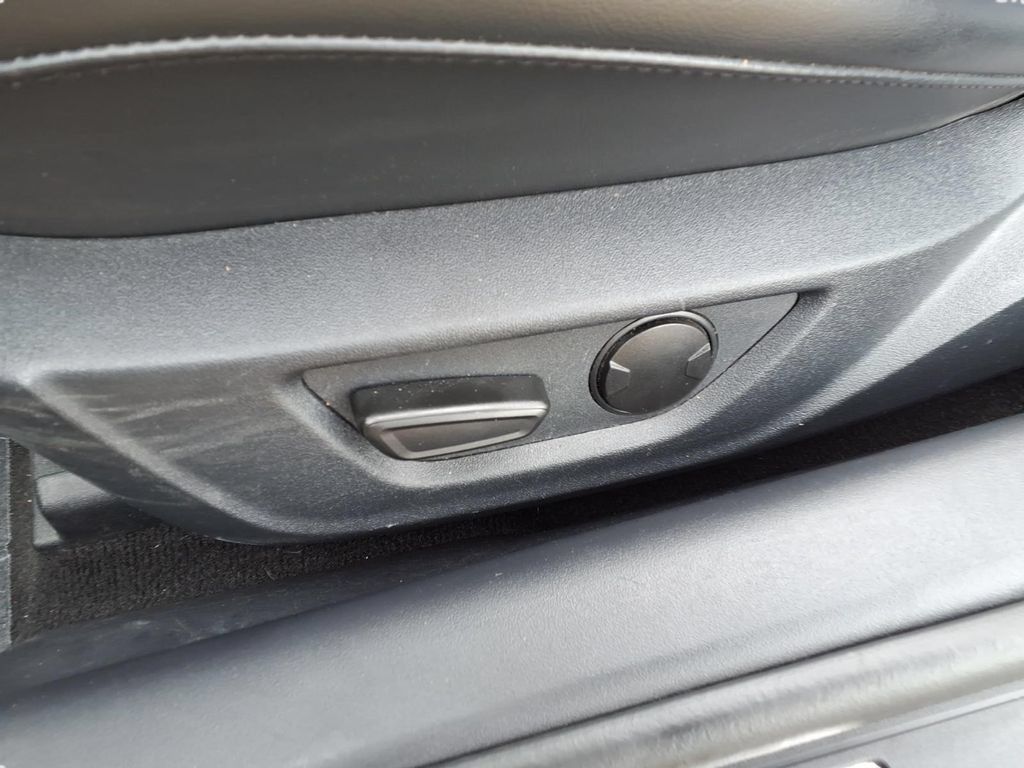 Used 2024 Ford Mustang Premium RWD image 15