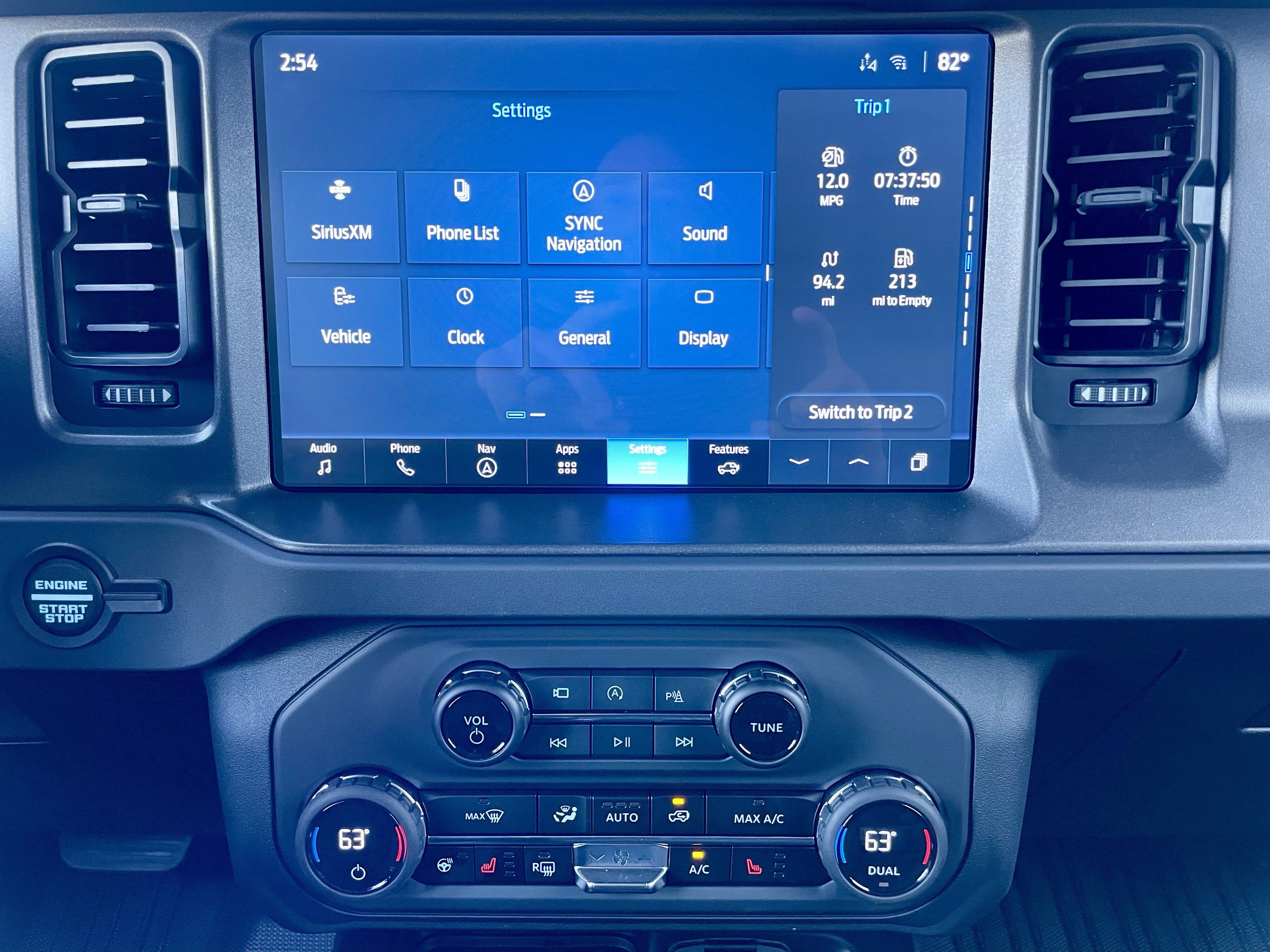 Used 2025 Ford Bronco Badlands image 18