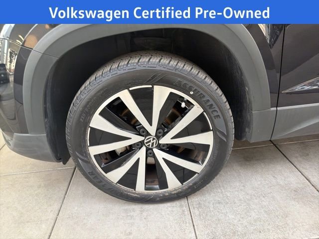 Certified 2022 Volkswagen Taos SE image 13