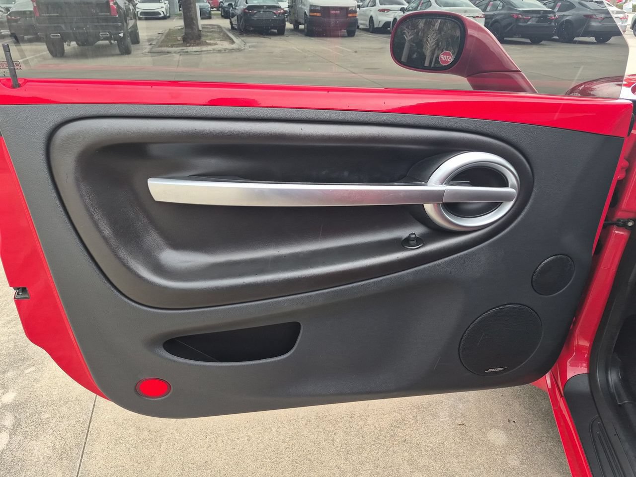 Used 2005 Chevrolet SSR w/ Preferred Equipment Group RWD image 19