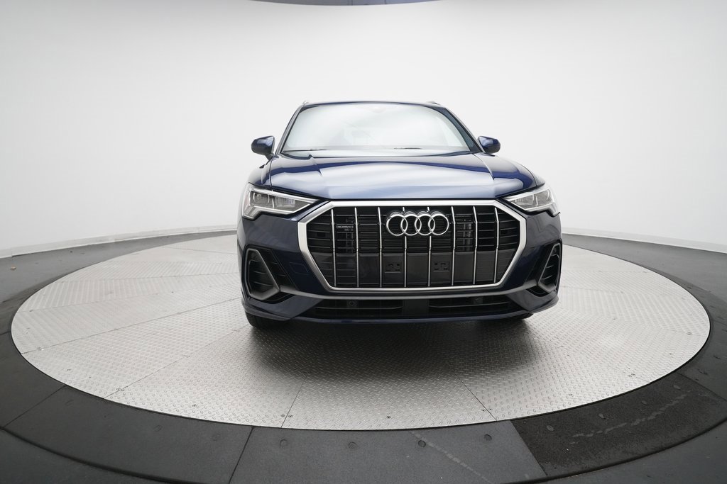 New 2025 Audi Q3 2.0T Premium Plus image 11