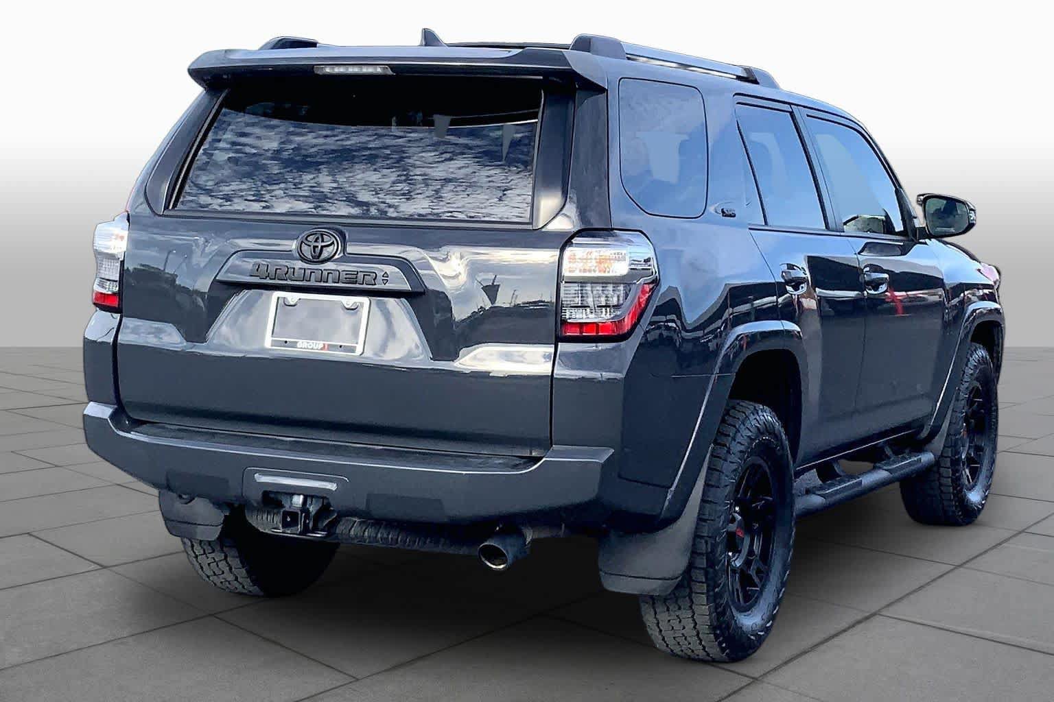 Used 2024 Toyota 4Runner SR5 Premium w/ Moonroof Package AWD/4WD image 13