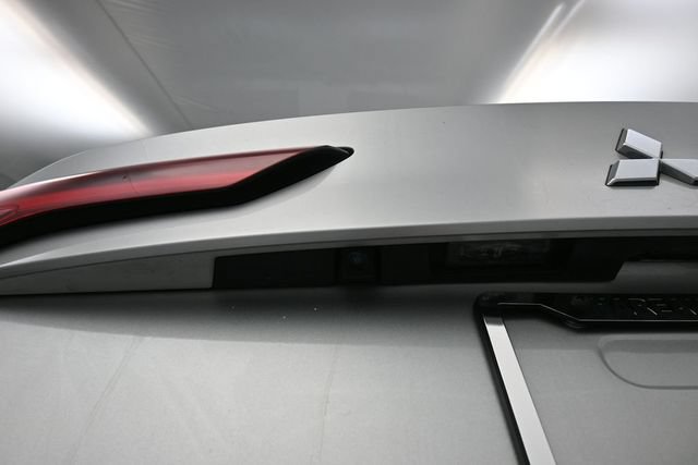Used 2024 Mitsubishi Outlander SE FWD image 27