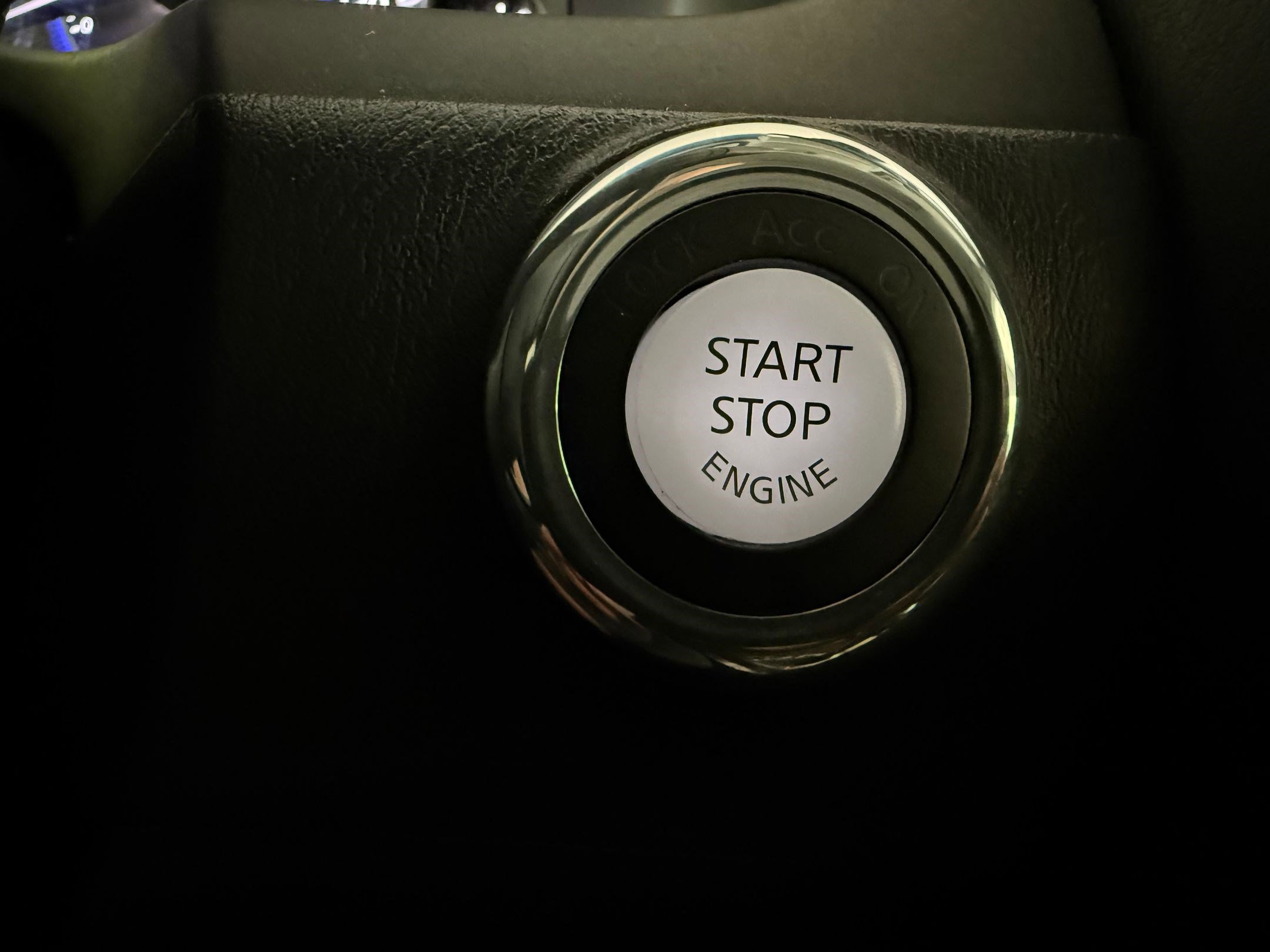 Used 2015 INFINITI QX80 2WD w/ Deluxe Technology Package image 26
