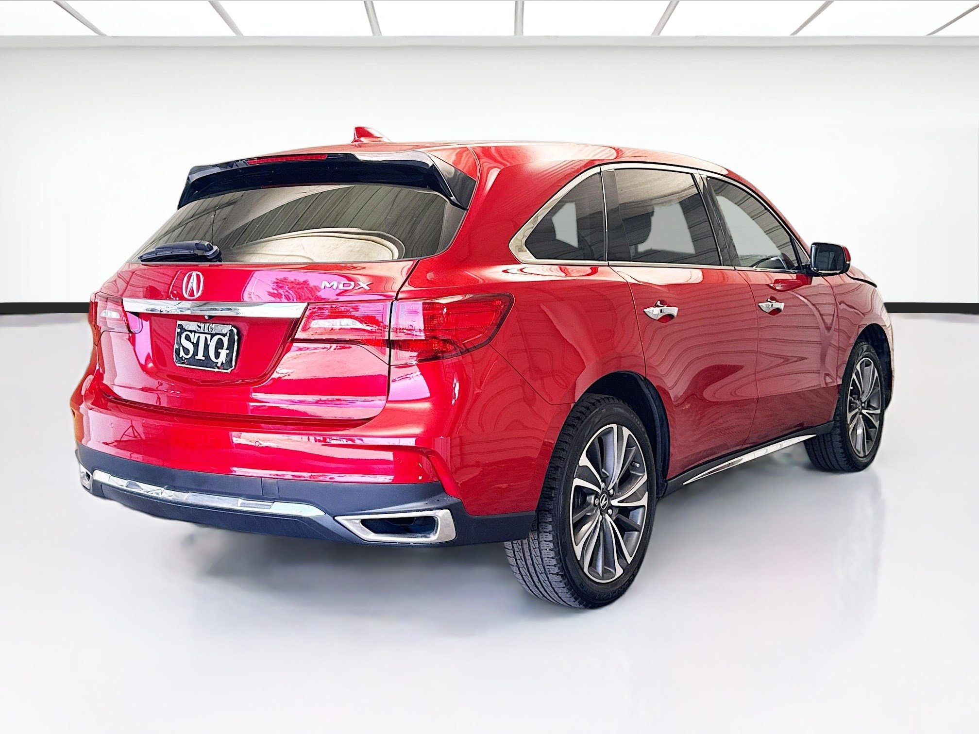 Used 2019 Acura MDX FWD w/ Technology Package image 4