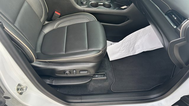 Certified 2023 Chevrolet Traverse Premier w/ Redline Edition image 54