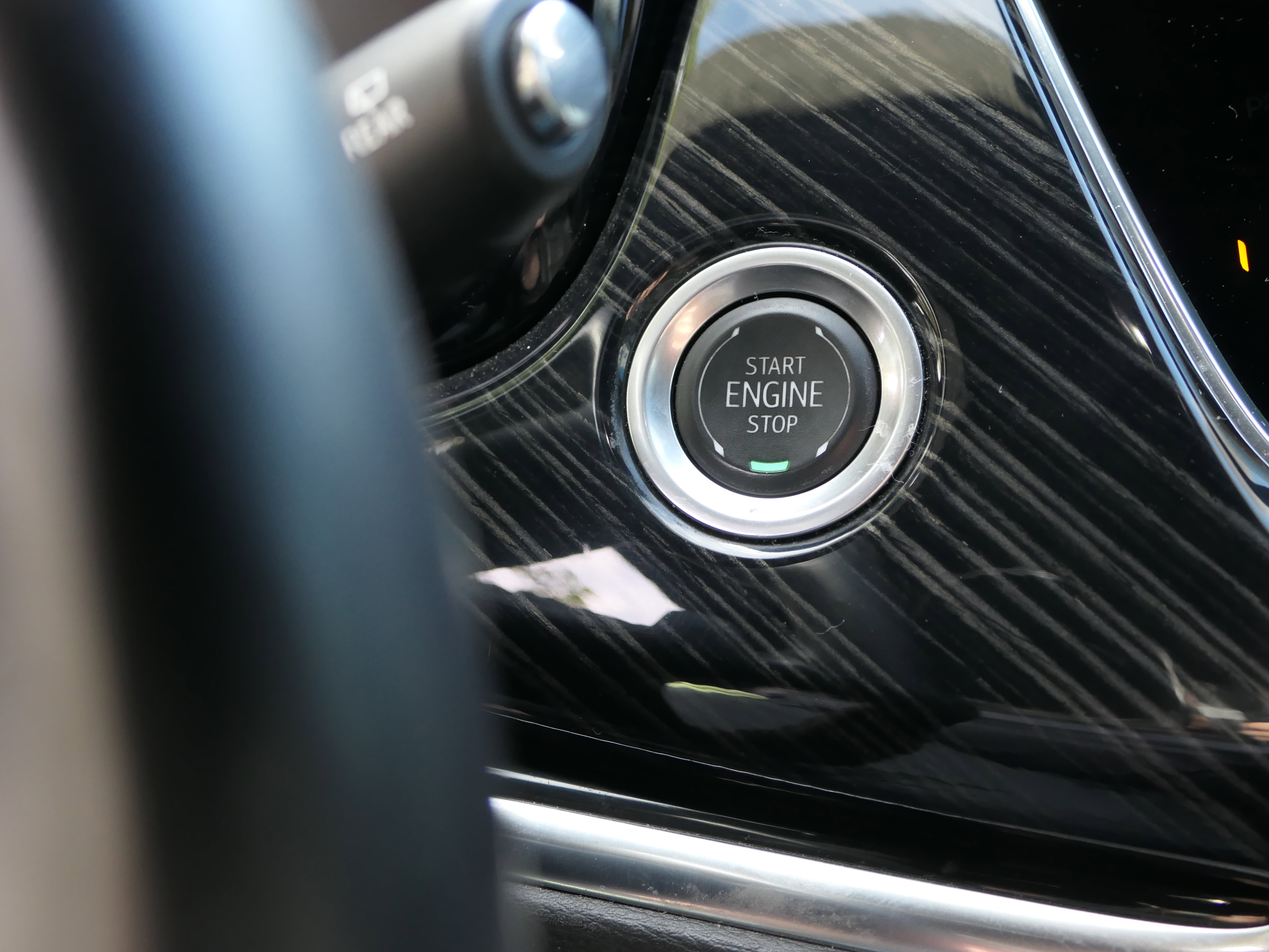 Certified 2024 Cadillac XT6 Premium Luxury FWD image 19