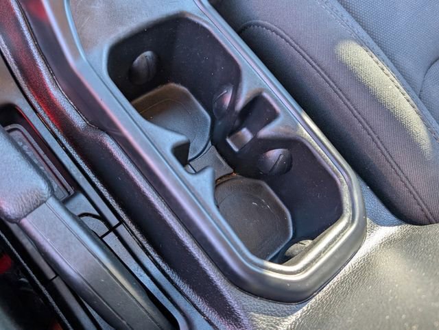 Used 2018 Jeep Wrangler Unlimited Sport S image 27