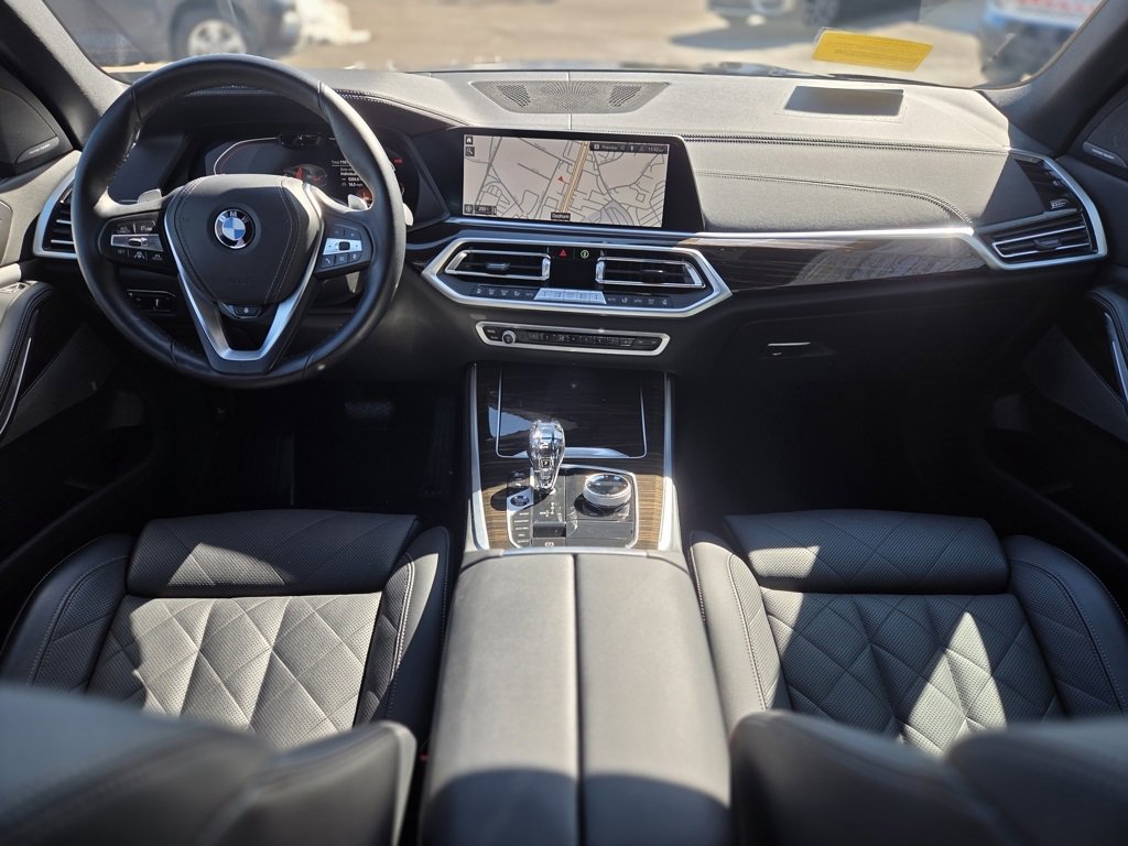 Used 2023 BMW X5 xDrive40i w/ Executive Package image 12