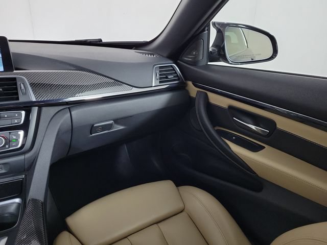 Used 2017 BMW M4 Convertible RWD image 9