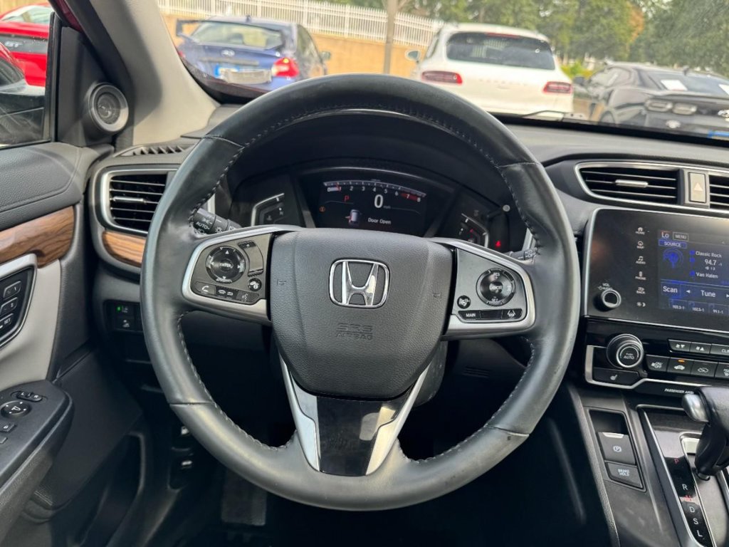 Used 2020 Honda CR-V Touring image 13