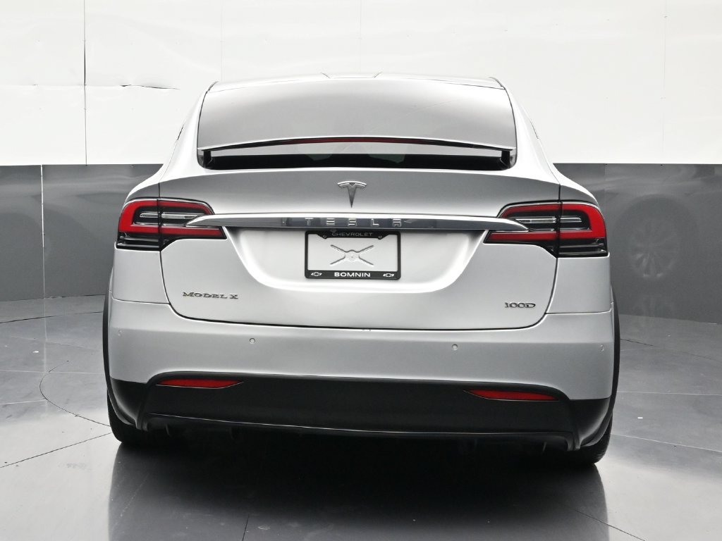 Used 2018 Tesla Model X 100D AWD/4WD image 4