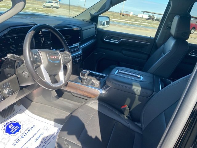 Used 2022 GMC Sierra 1500 SLT w/ SLT Premium Package image 16