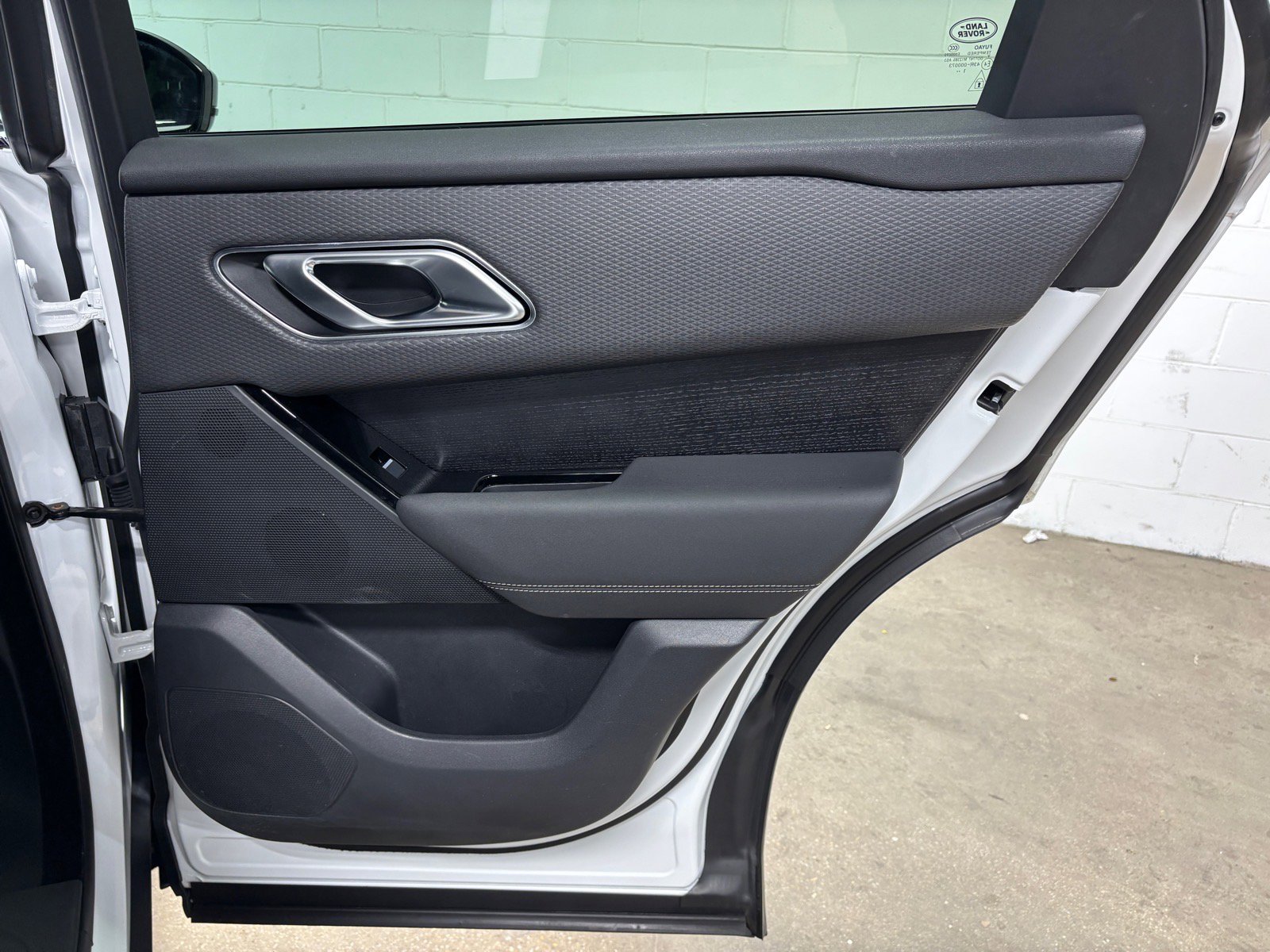 Used 2022 Land Rover Range Rover Velar R-Dynamic S AWD/4WD image 41