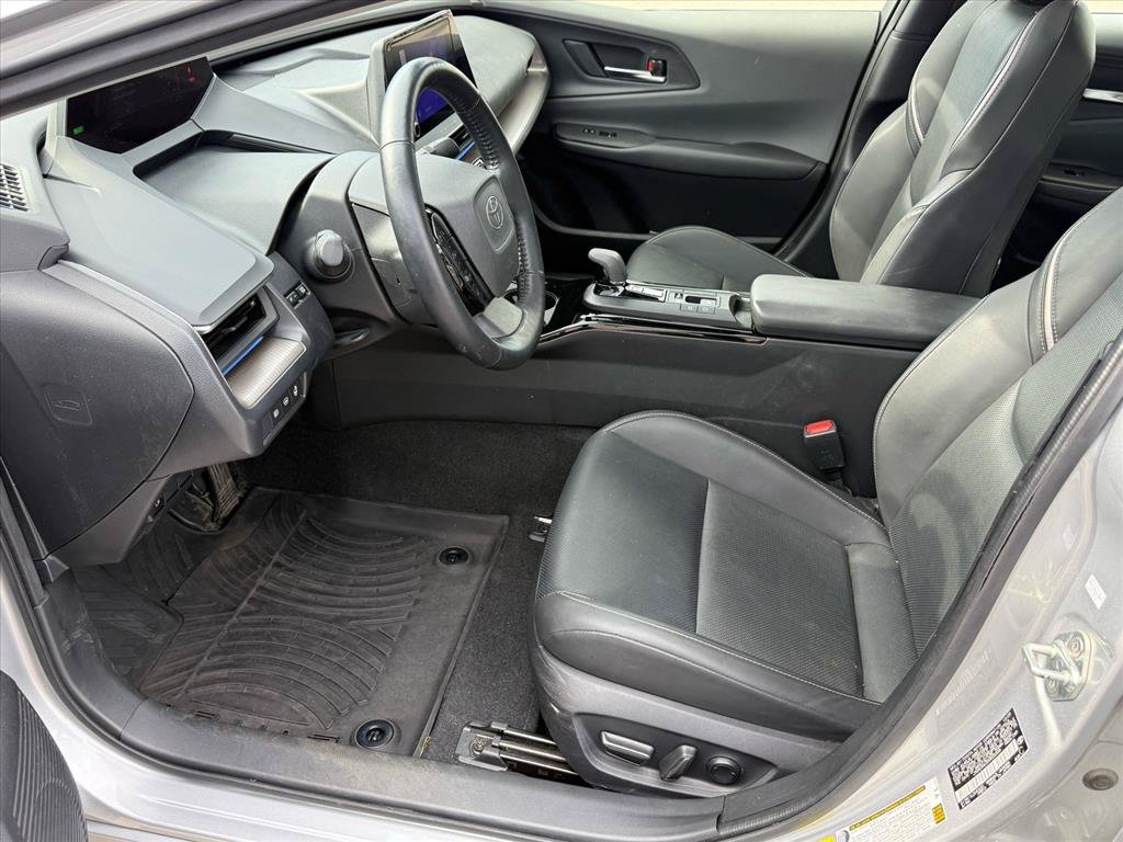 Certified 2024 Toyota Prius XLE FWD image 13