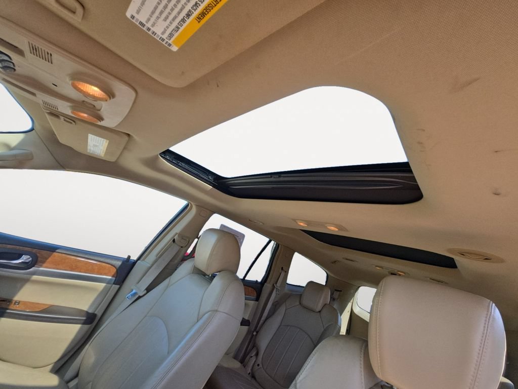 Used 2008 Buick Enclave CXL w/ Entertainment Package #3 FWD image 17