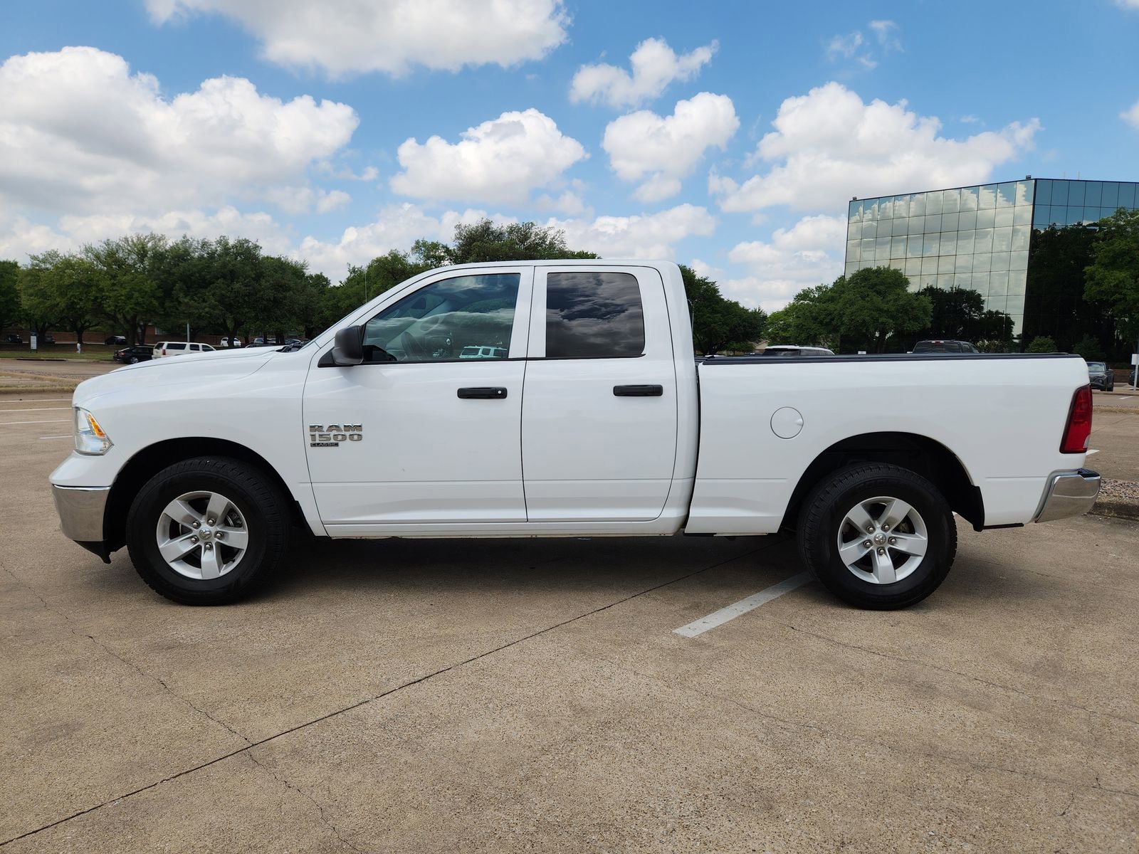 Used 2020 RAM 1500 Tradesman w/ Chrome Plus Package image 3