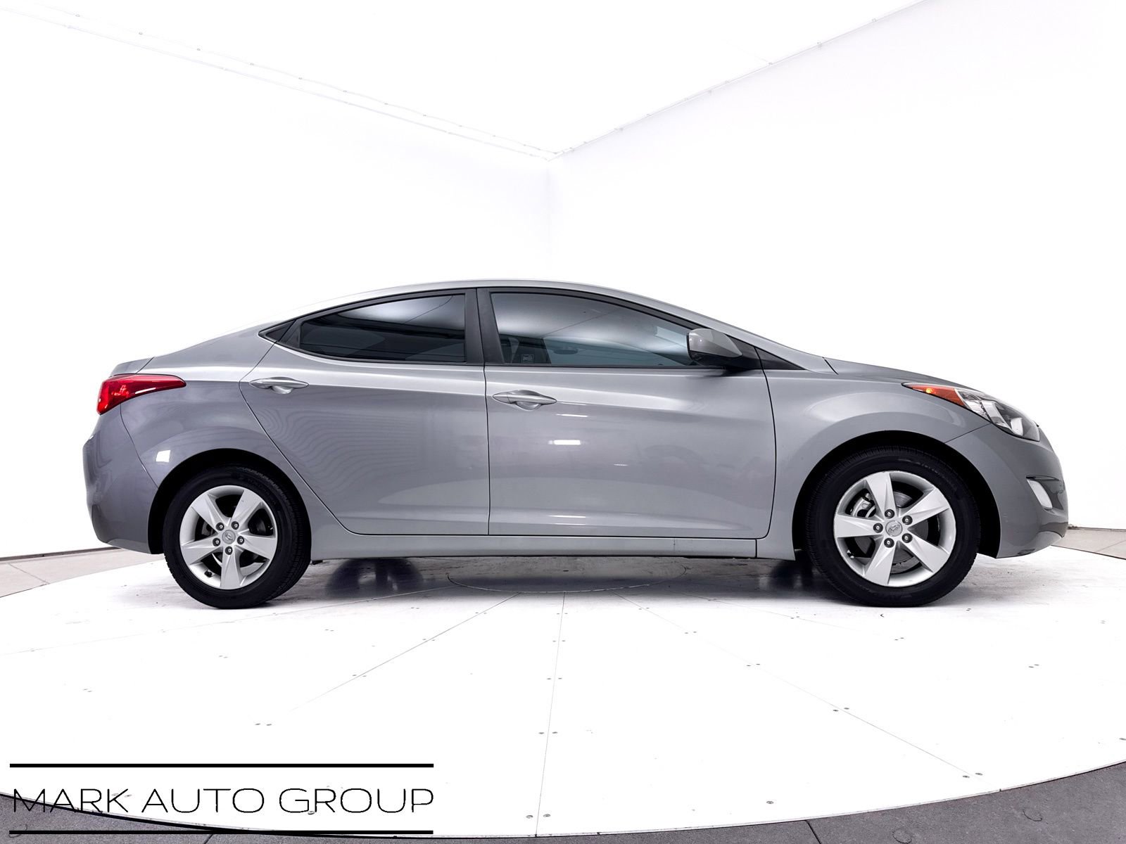 Used 2012 Hyundai Elantra GLS w/ Preferred Pkg 3 FWD image 31