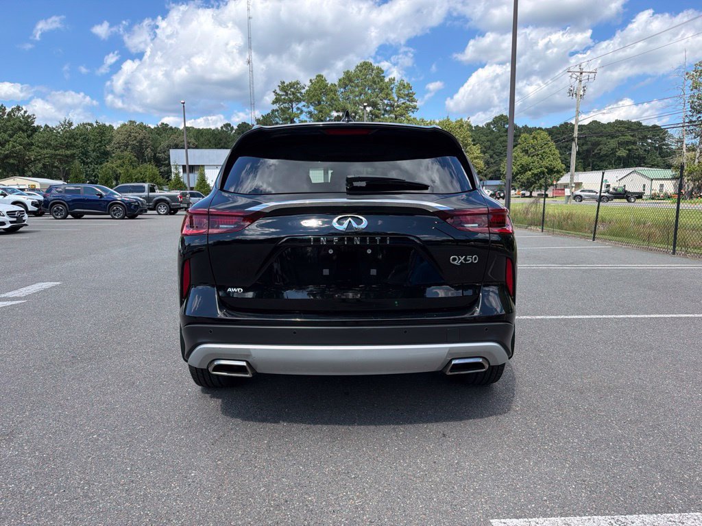 Used 2023 INFINITI QX50 Luxe AWD/4WD image 6