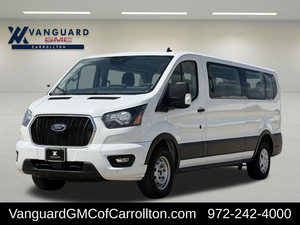 Used 2023 Ford Transit 350 XLT RWD image 5