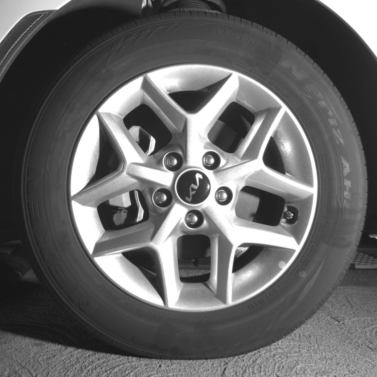Used 2025 Kia Soul LX w/ LX Technology Package FWD image 12