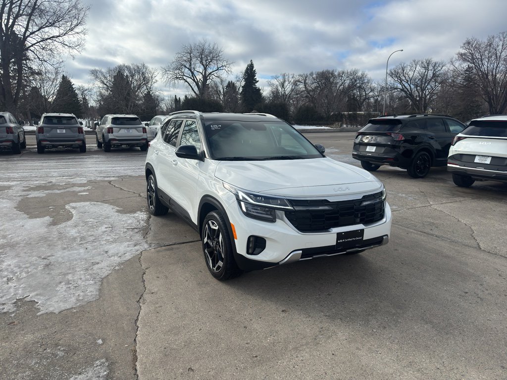 Used 2024 Kia Seltos SX AWD/4WD image 4