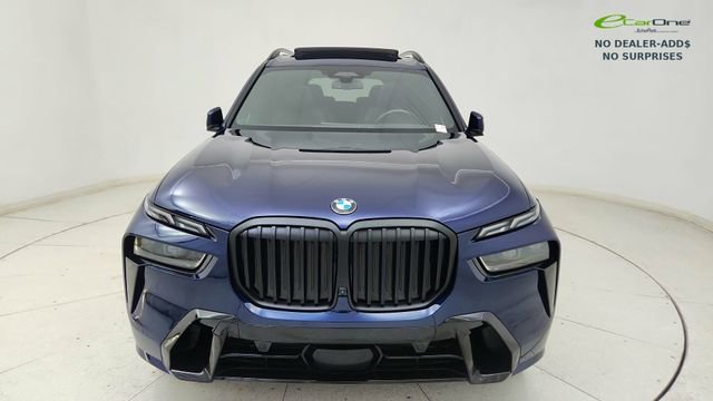 Used 2024 BMW X7 xDrive40i w/ Executive Package AWD/4WD image 2