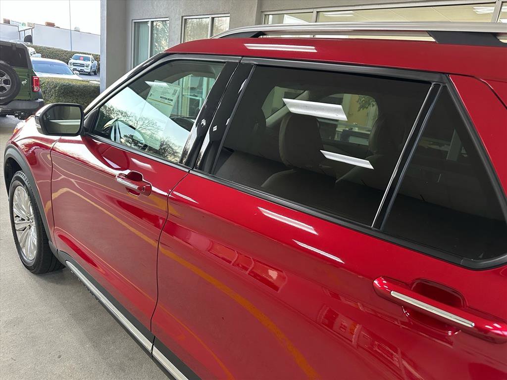 Certified 2022 Ford Explorer Limited w/ Equipment Group 301A image 13