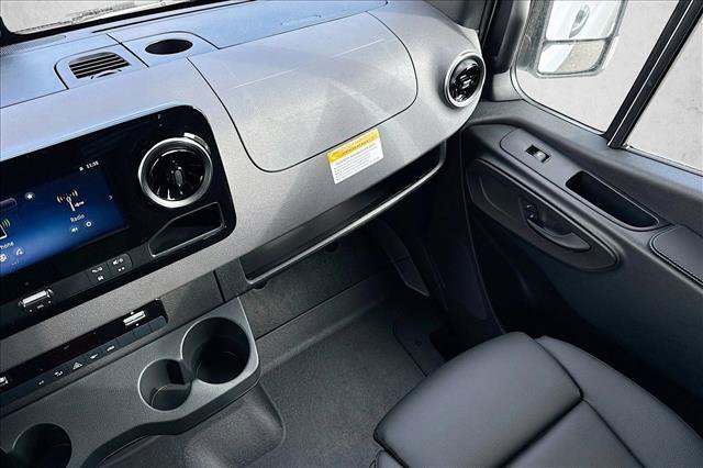 New 2026 Mercedes-Benz Sprinter 2500 image 20