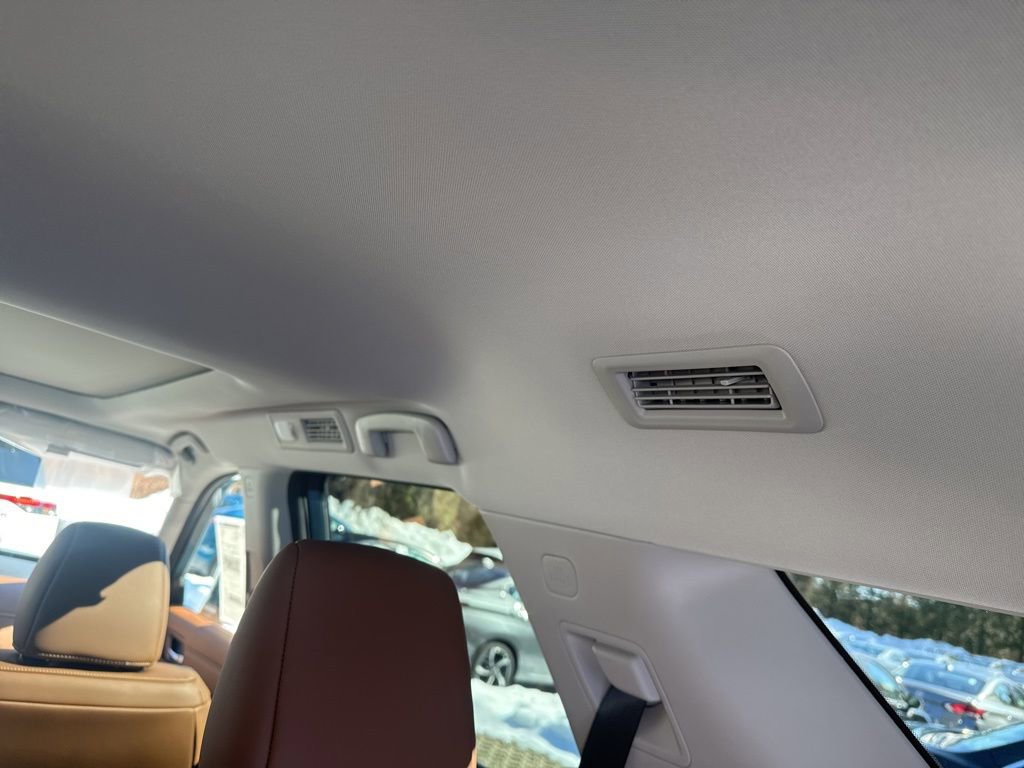 New 2026 Nissan Pathfinder Platinum w/ Cargo Package image 19