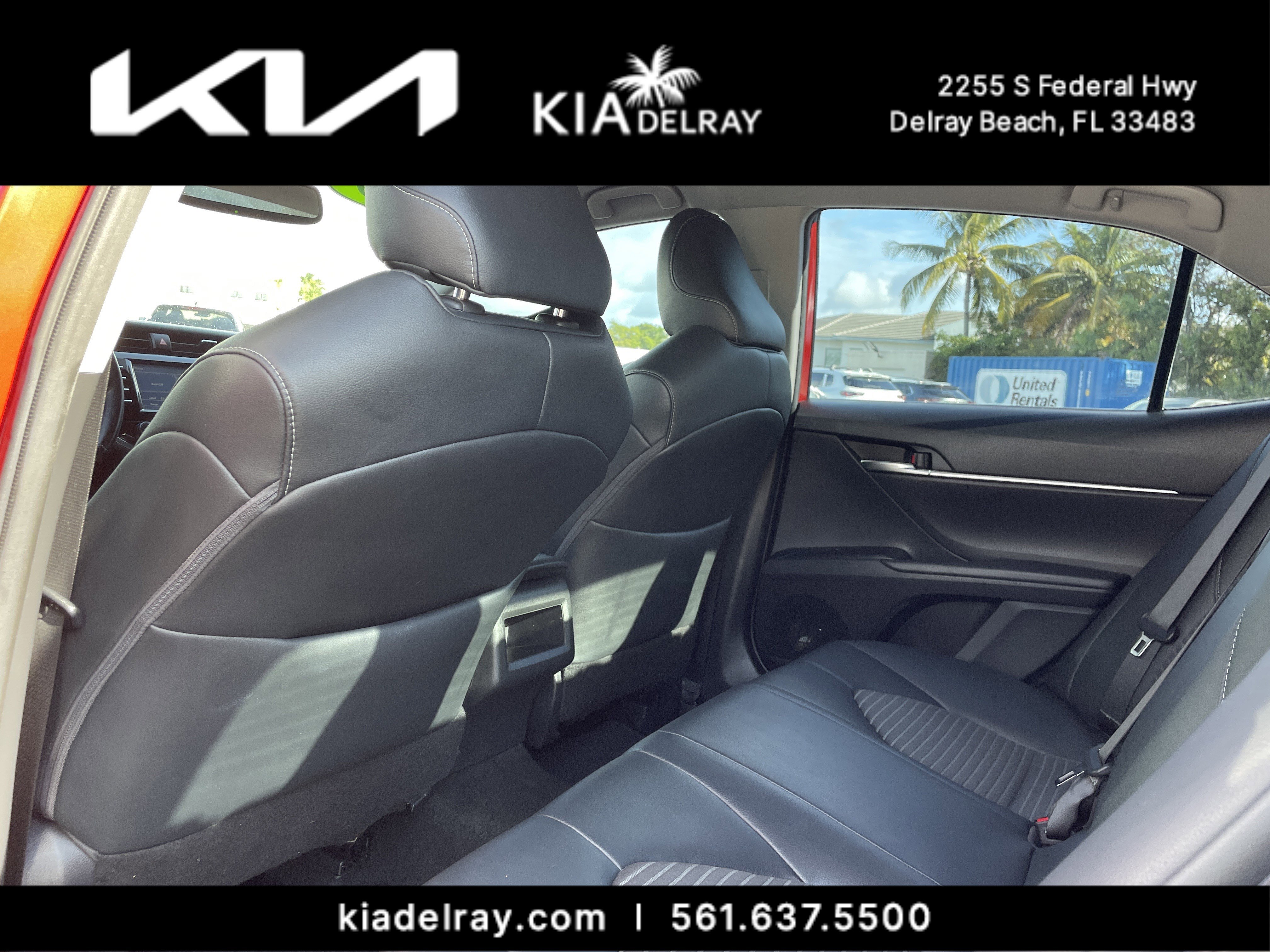 Used 2019 Toyota Camry SE image 14