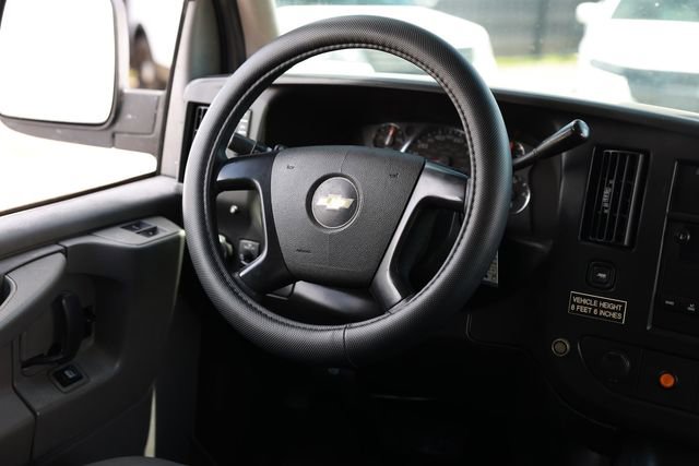 Used 2011 Chevrolet Express 1500 RWD image 28