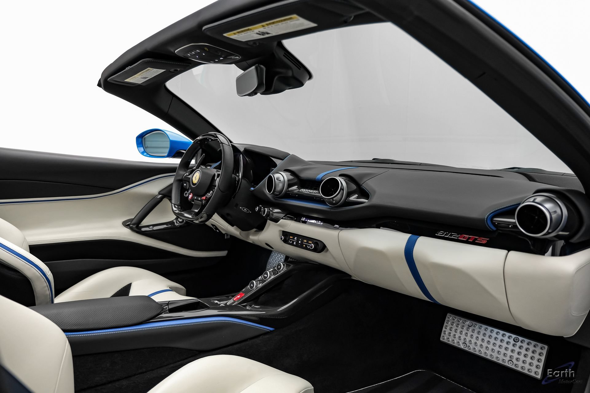 Used 2022 Ferrari 812 GTS RWD image 56