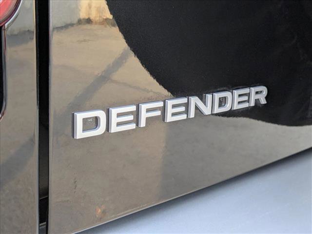 Used 2022 Land Rover Defender 90 S image 9