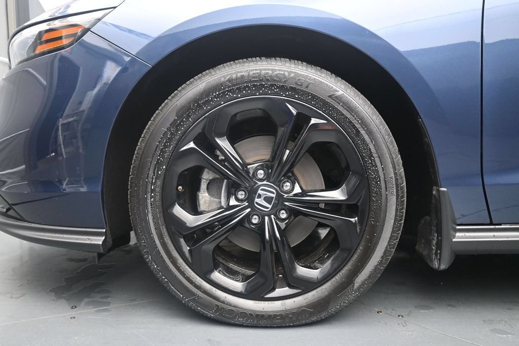Used 2025 Honda Accord SE image 13