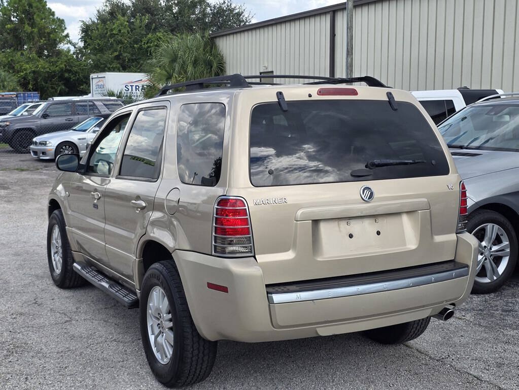 Used 2007 Mercury Mariner Luxury FWD image 9