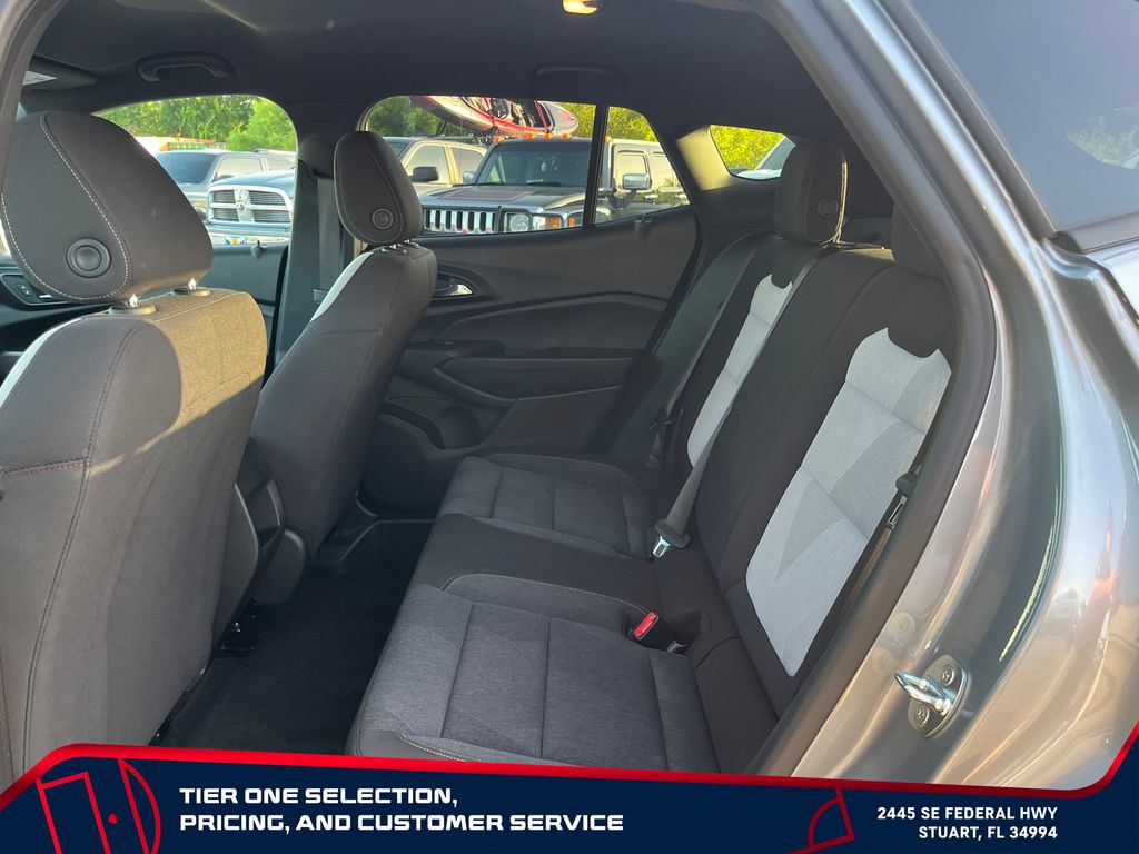 Certified 2024 Chevrolet Trax RS FWD image 13