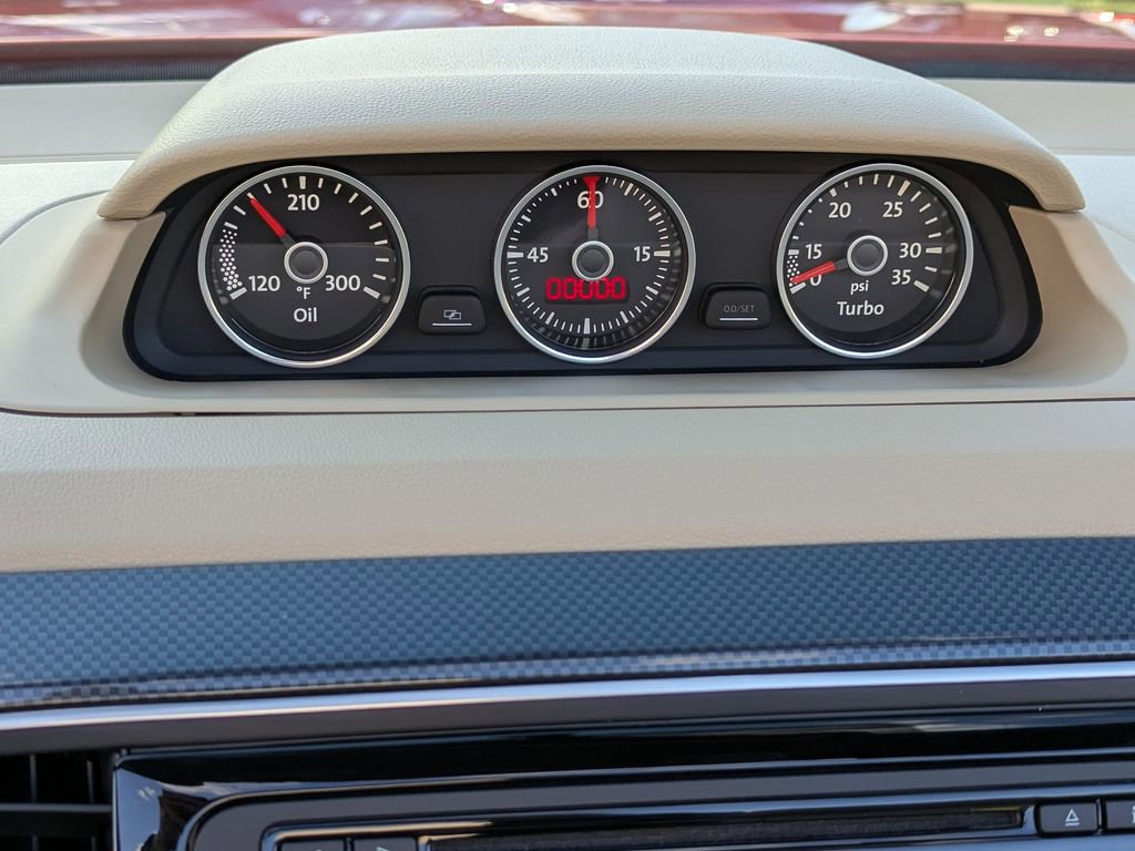 Used 2013 Volkswagen Beetle Turbo image 25