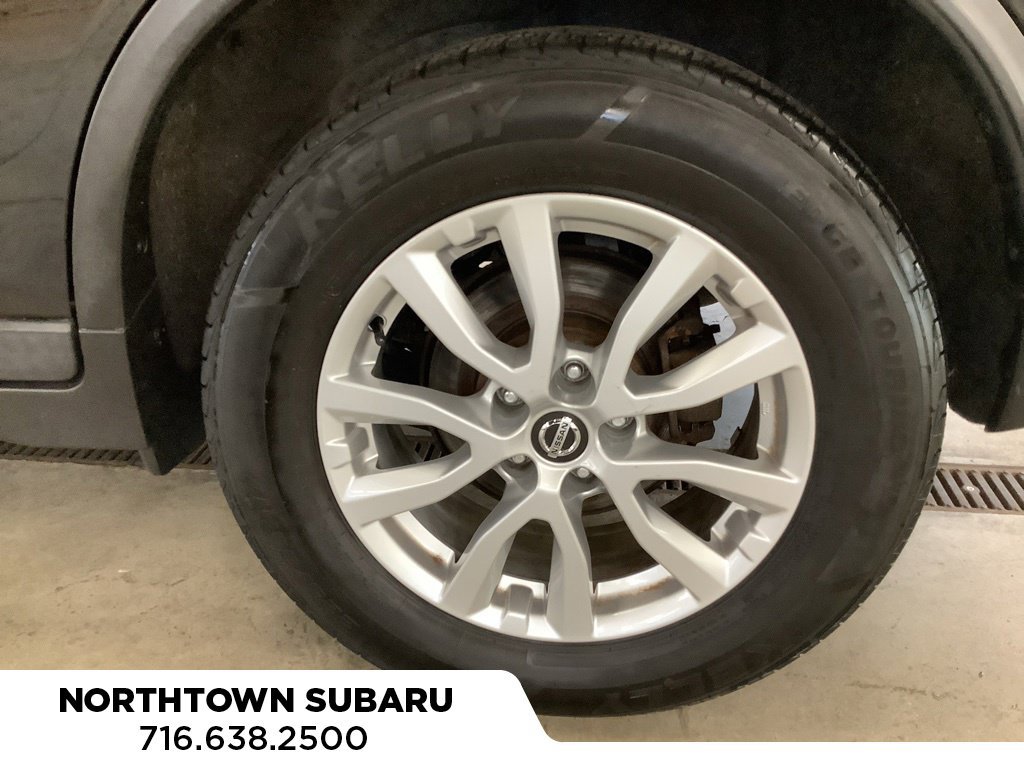 Used 2020 Nissan Rogue SV AWD/4WD image 22