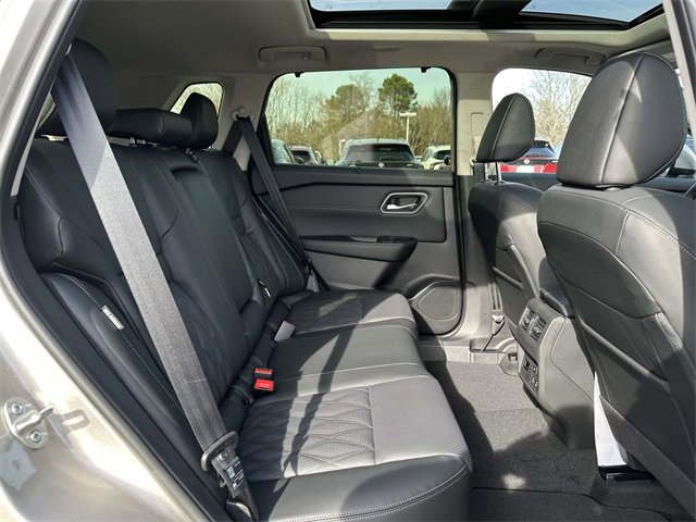 New 2026 Nissan Rogue Platinum w/ Platinum Premium Package image 11