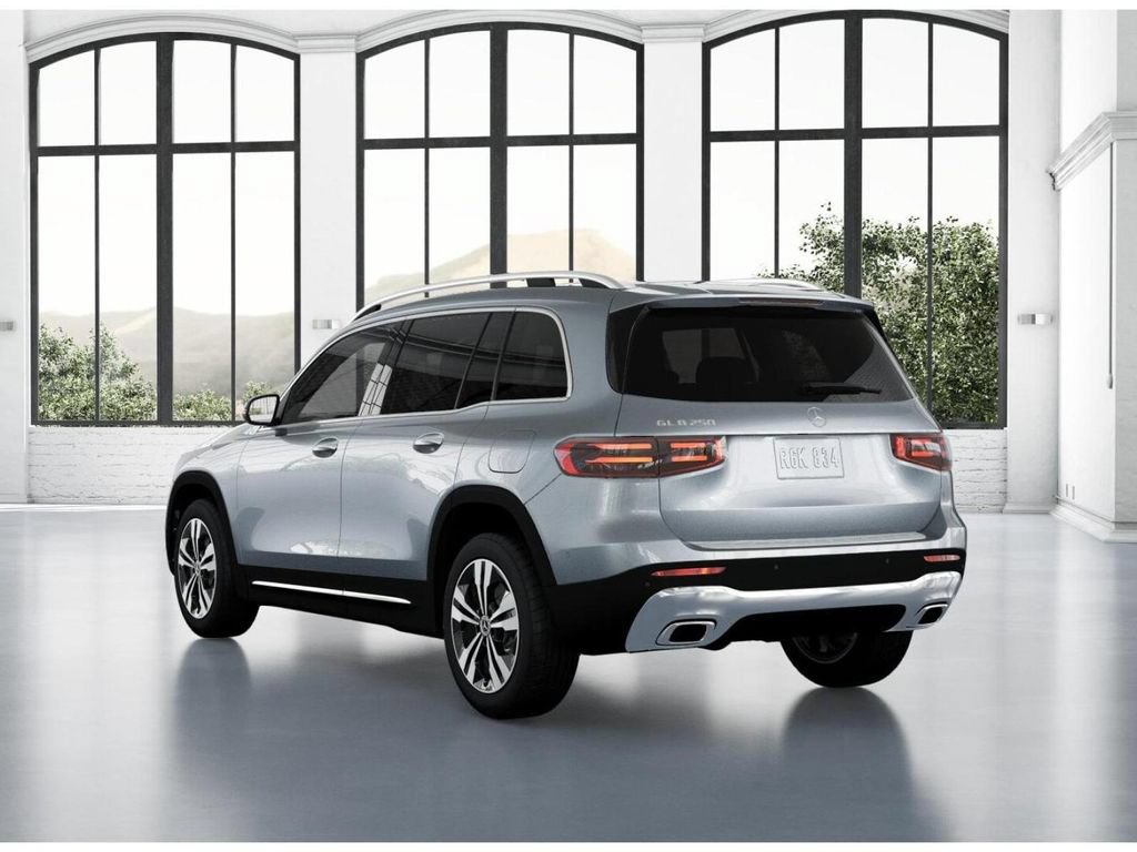 Used 2026 Mercedes-Benz GLB 250 image 28
