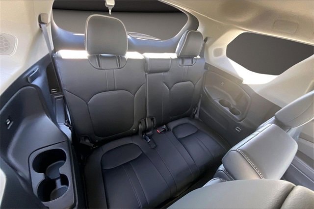 Used 2023 Honda Pilot Elite image 26