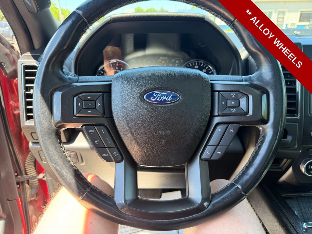 Used 2018 Ford Expedition Limited w/ Equipment Group 301A AWD/4WD image 23